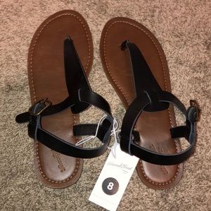 black gladiator sandals